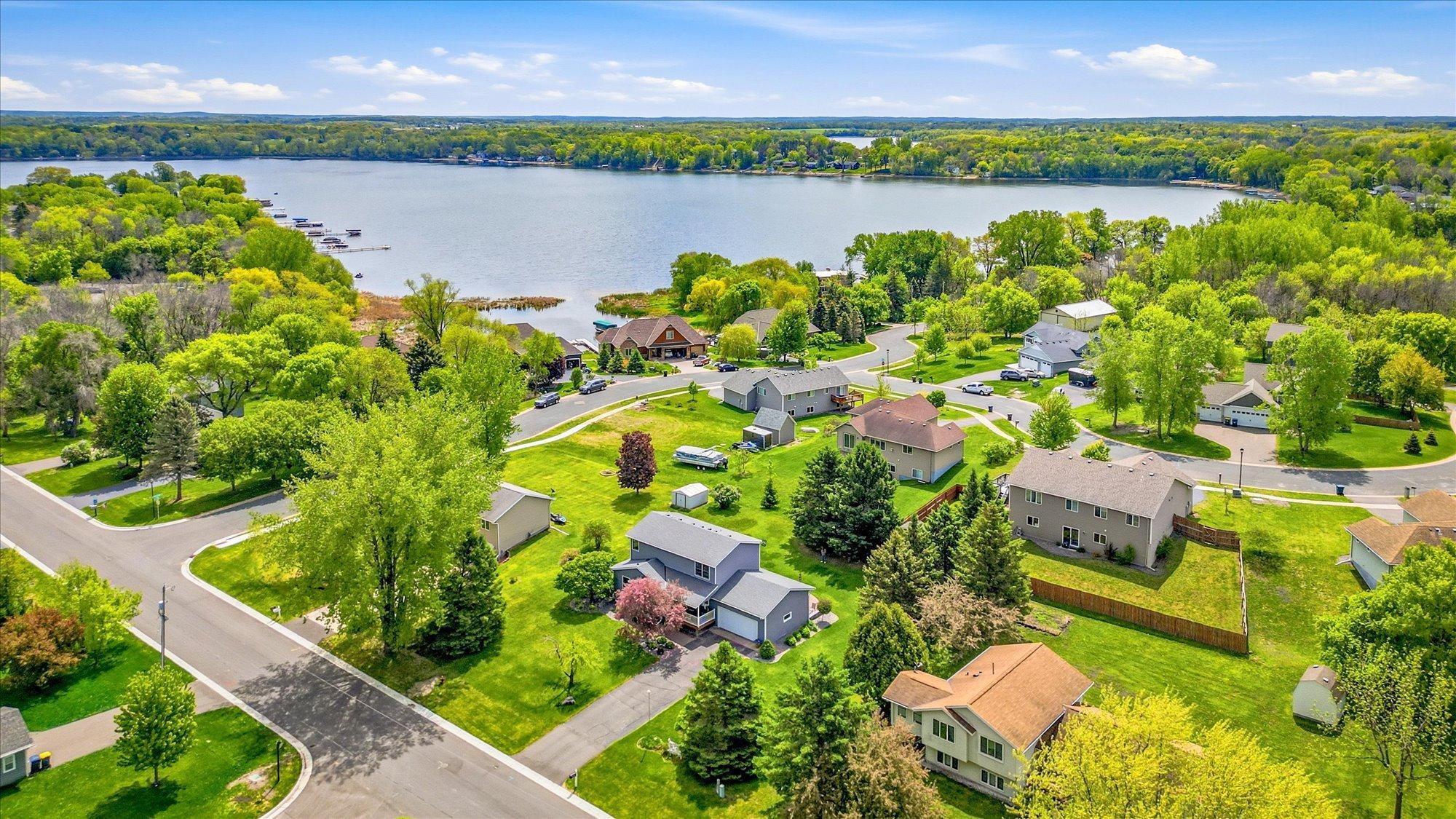 Walking distance to South Center Lake public landing.