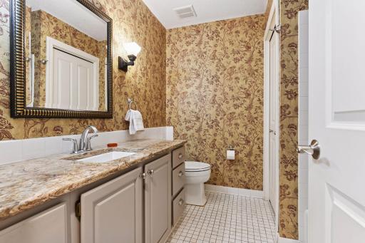 The full guest bath has been handsomely updated.