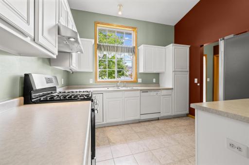 400 Schuller Court, Dundas, MN 55019