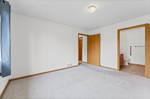 400 Schuller Court, Dundas, MN 55019