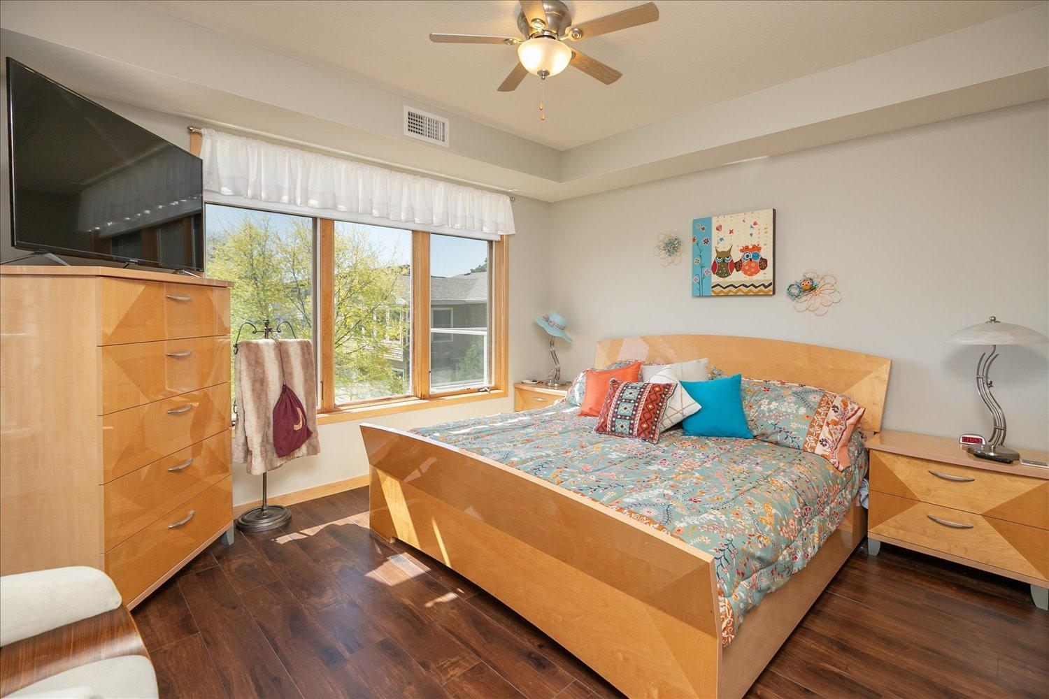 16x19 Master Bedroom with balcony access