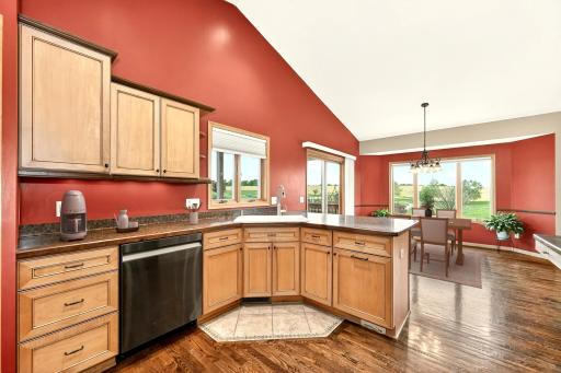 1213 Whispering Hills Drive, Saint Charles, MN 55972