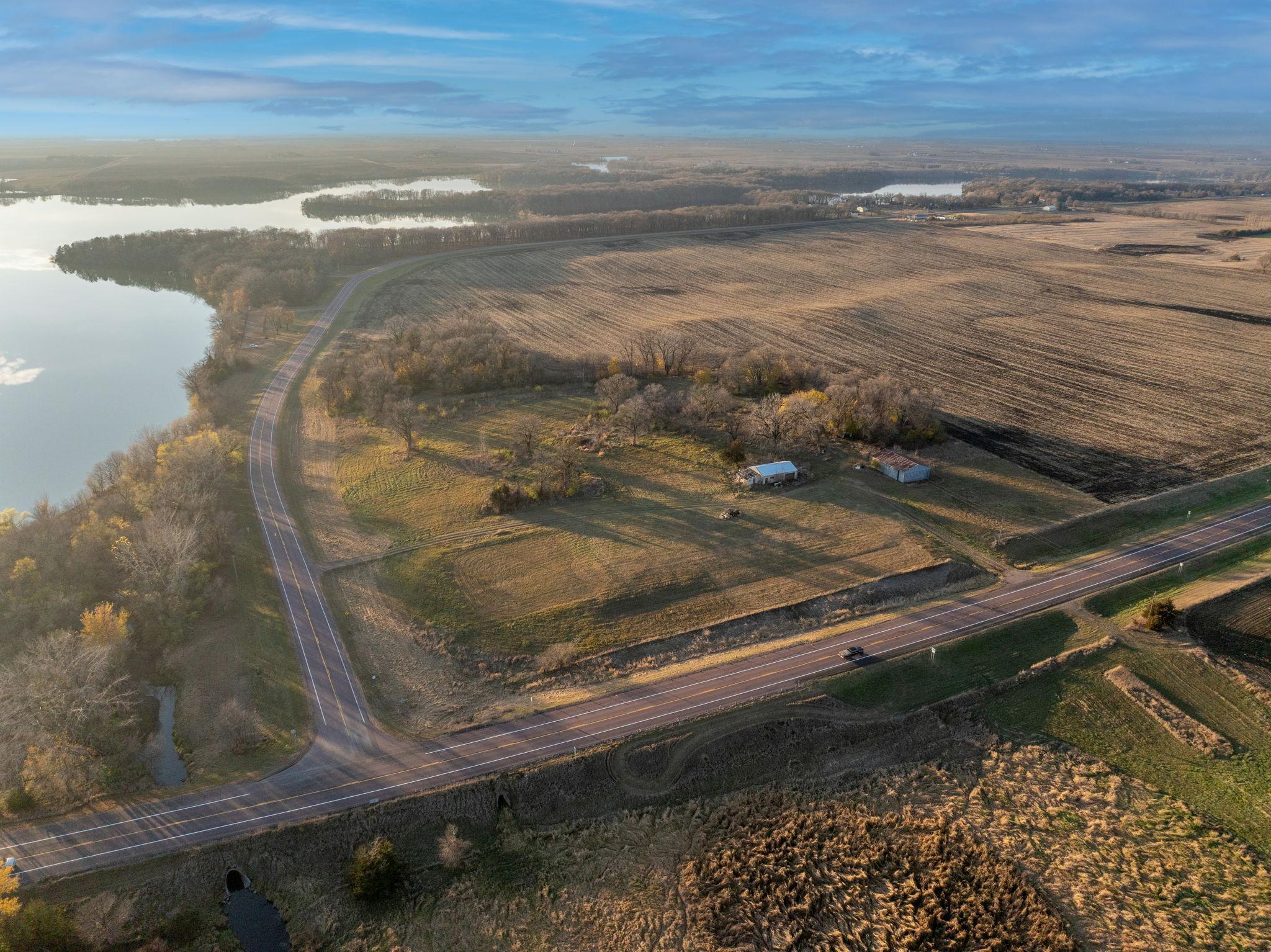 110 200th Ave Fairmont MN-06.jpg