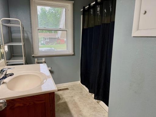 406 Olander Street, Worthington, MN 56187