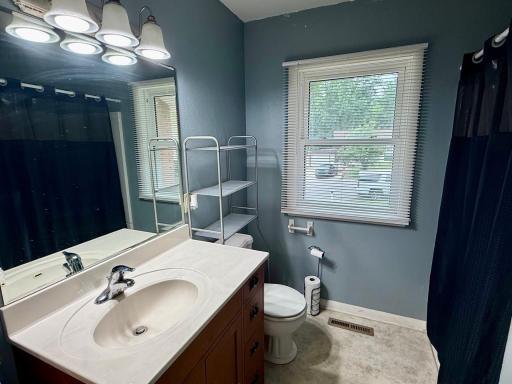 406 Olander Street, Worthington, MN 56187