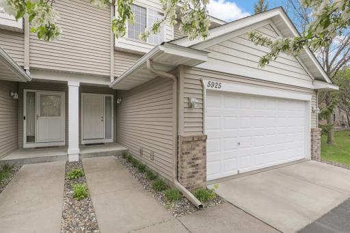 5925 86th Lane N, Brooklyn Park, MN 55443