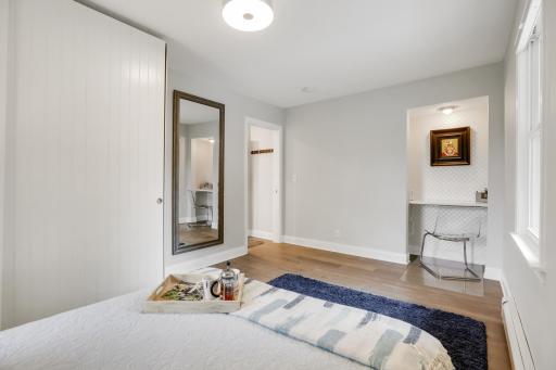4214 Queen Avenue S, Minneapolis, MN 55410