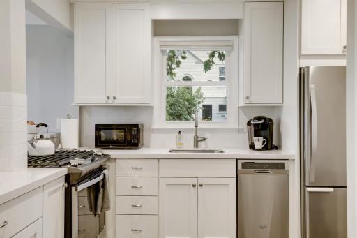 4214 Queen Avenue S, Minneapolis, MN 55410