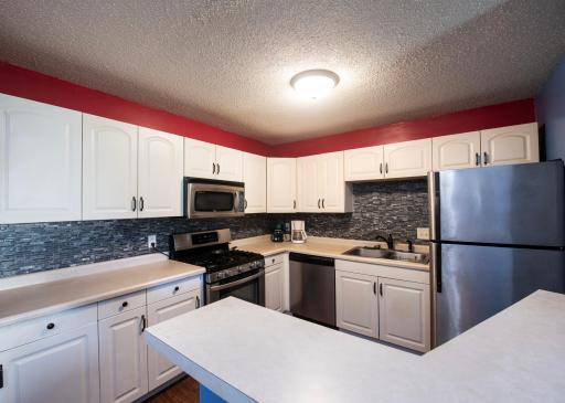 7404 72nd Lane N, Minneapolis, MN 55428