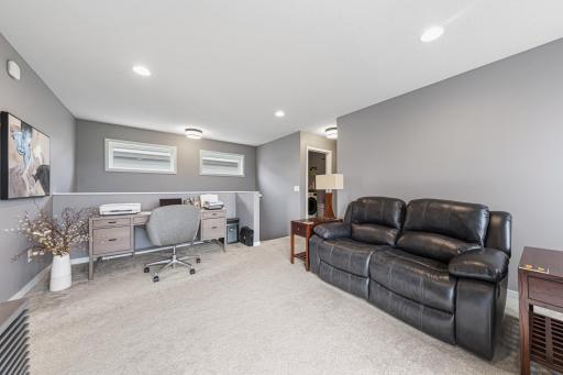 16150 Durango Trail, Lakeville, MN 55044