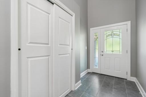 1880 Desoto Street N, Maplewood, MN 55117