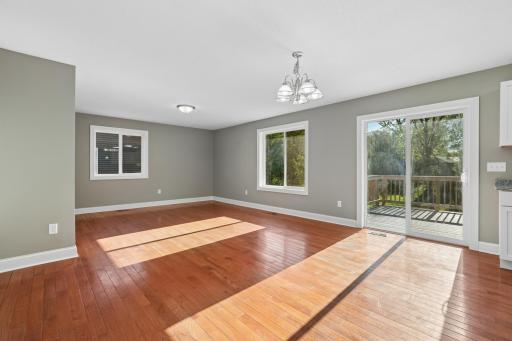 1880 Desoto Street N, Maplewood, MN 55117