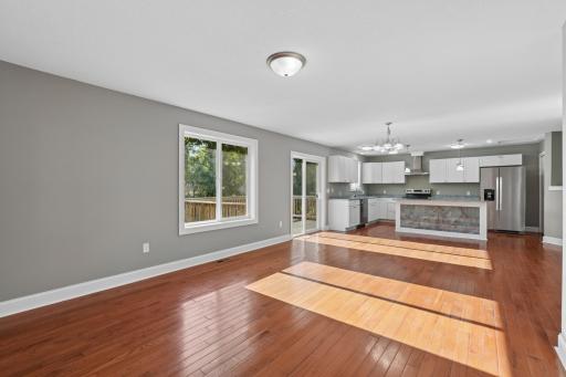 1880 Desoto Street N, Maplewood, MN 55117