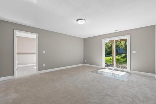 1880 Desoto Street N, Maplewood, MN 55117