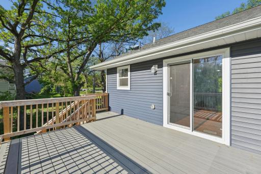 1880 Desoto Street N, Maplewood, MN 55117