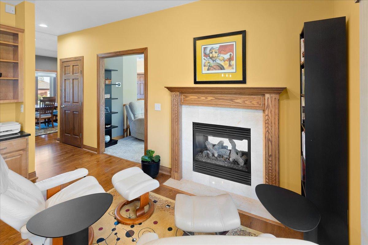 See-thru fireplace to the Great Room