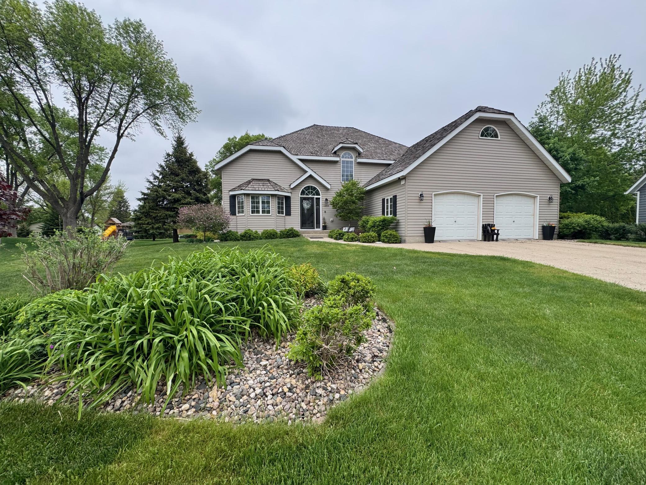 Lot spans 16,912 square feet