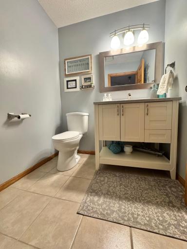 1203 Parkside Drive, Marshall, MN 56258