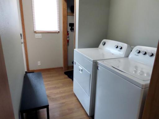 720 LAUNDRY.jpg