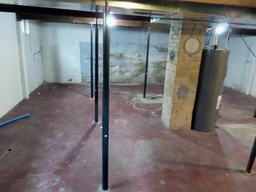 720 BASEMENT.jpg
