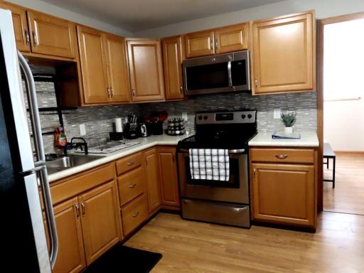 720 KITCHEN.jpg