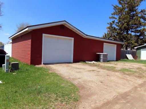 720 St Paul garage.jpg