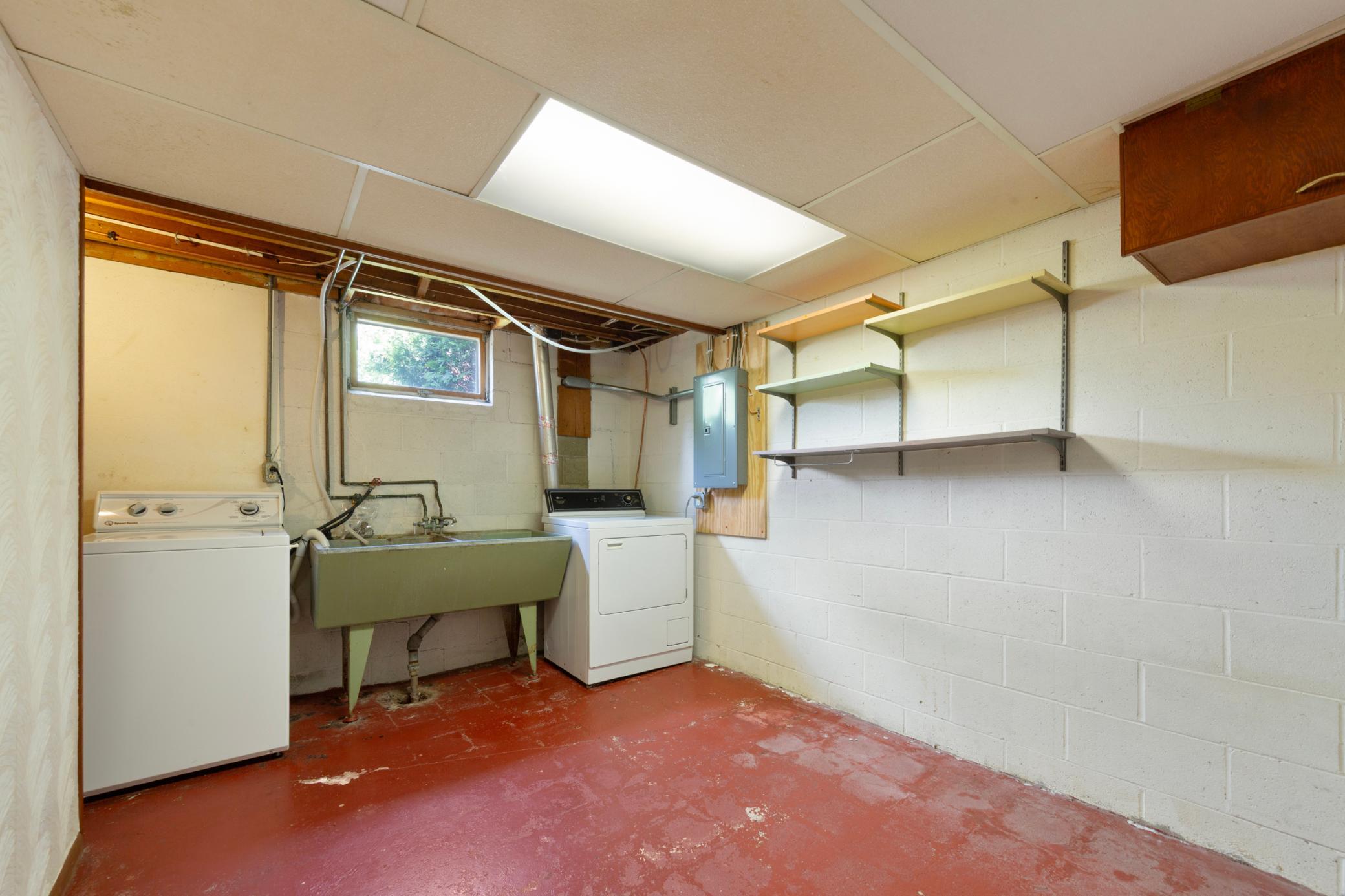 laundry lower