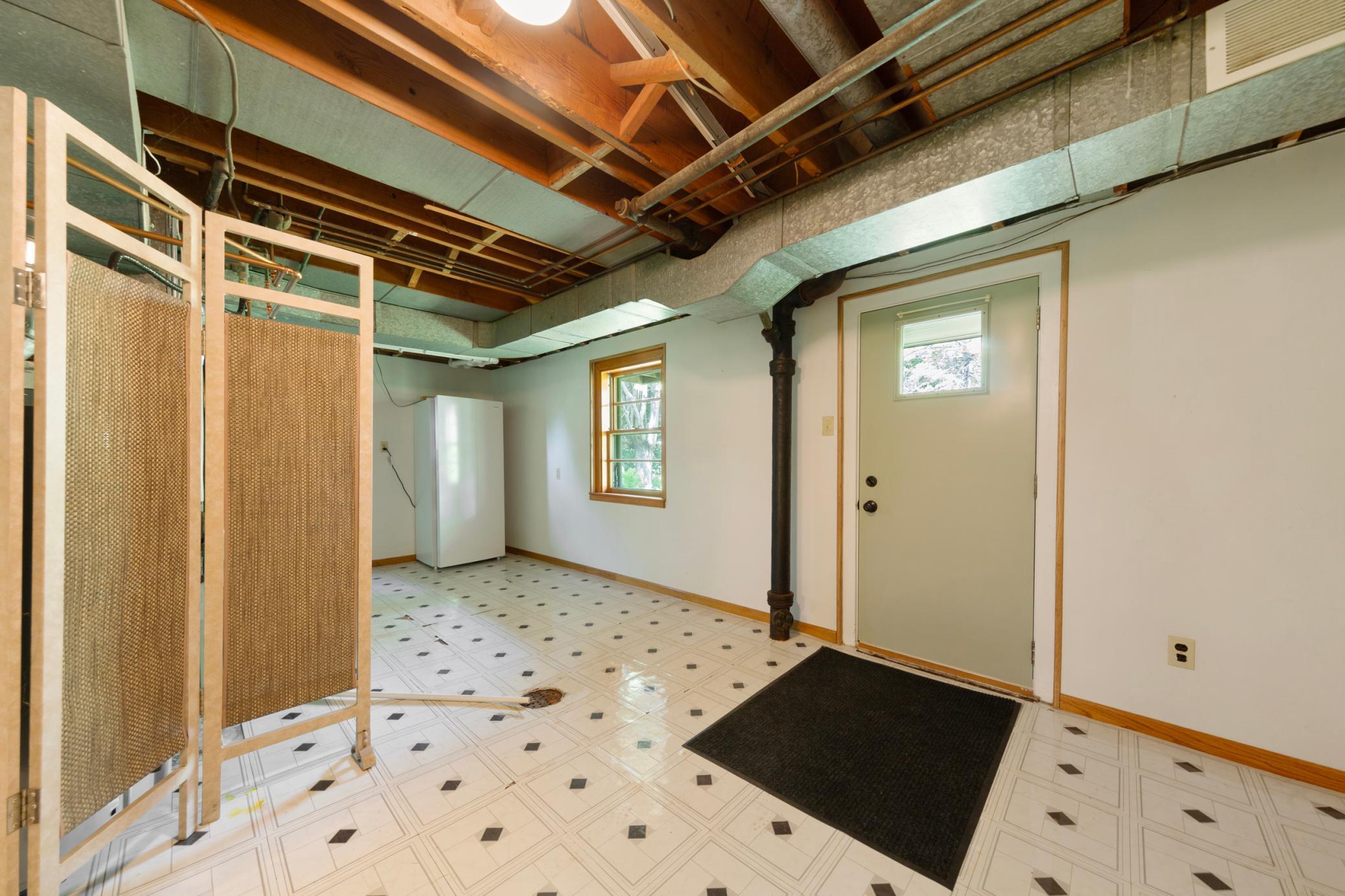 back entry lower