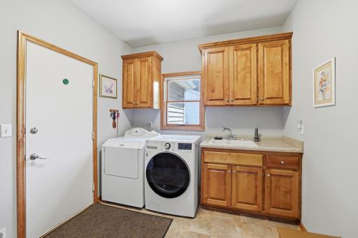 1084 Tamberwood Court, Saint Paul, MN 55125