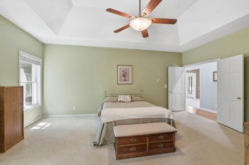 1084 Tamberwood Court, Saint Paul, MN 55125
