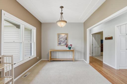 1084 Tamberwood Court, Saint Paul, MN 55125