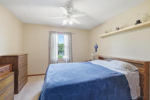 1084 Tamberwood Court, Saint Paul, MN 55125