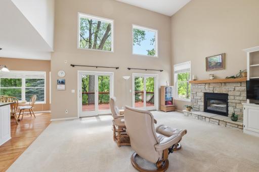 1084 Tamberwood Court, Saint Paul, MN 55125