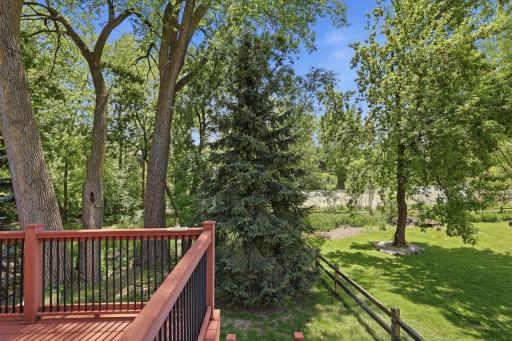 1084 Tamberwood Court, Saint Paul, MN 55125