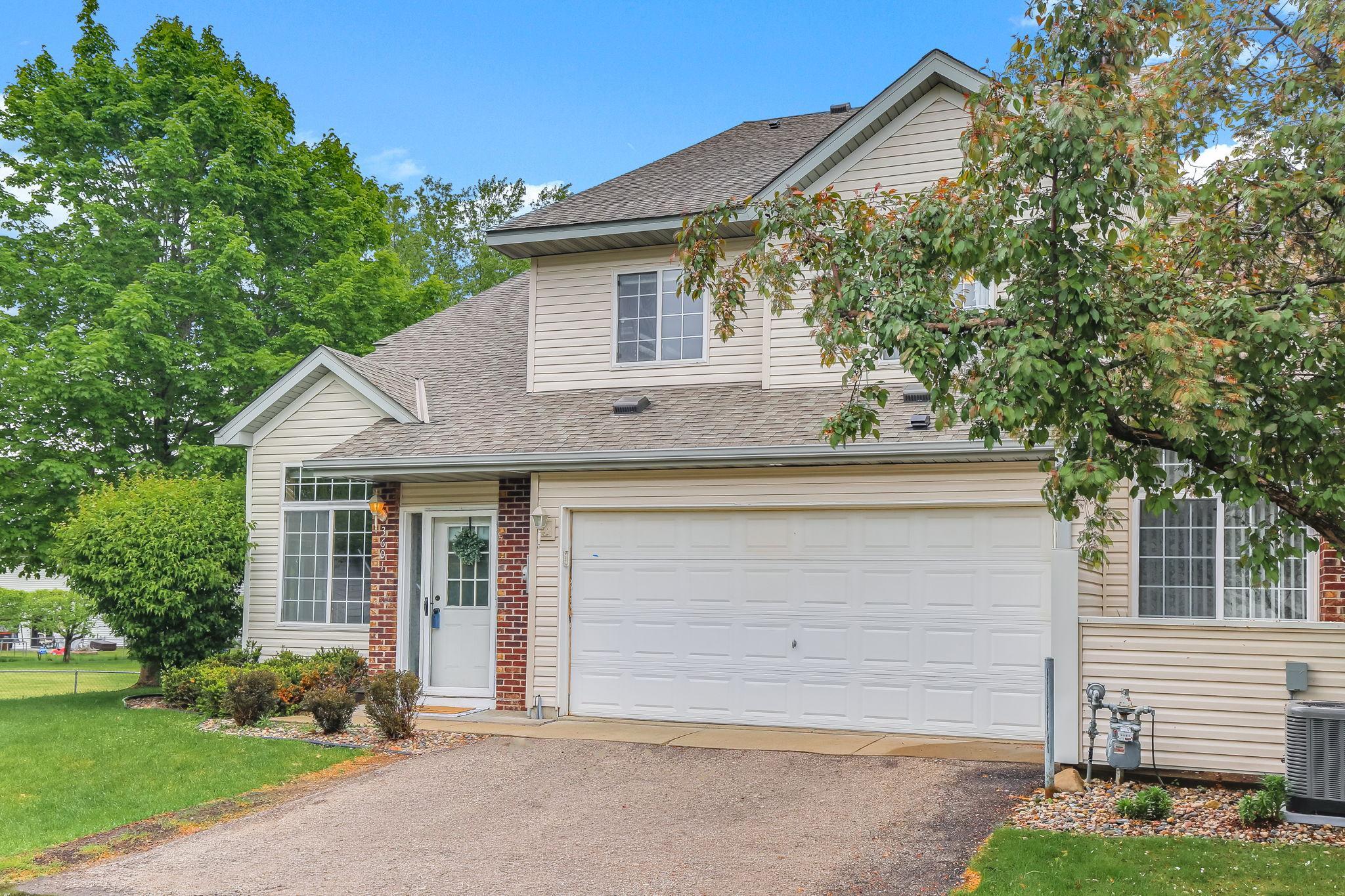 2-web-or-mls-3601-Genevieve-Ave-02.jpg