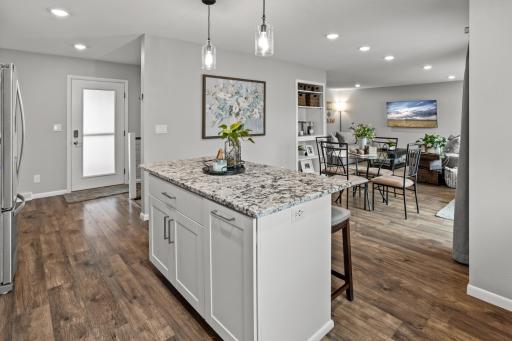 1437 E Gateway Circle S, Fargo, ND 58103
