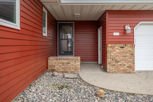 1437 E Gateway Circle S, Fargo, ND 58103