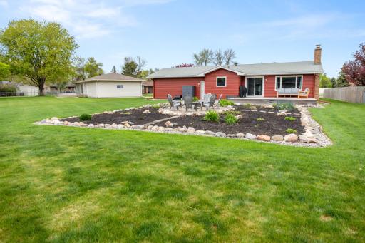 1437 E Gateway Circle S, Fargo, ND 58103