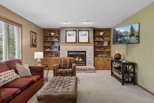 15722 Crystal Path, Rosemount, MN 55068