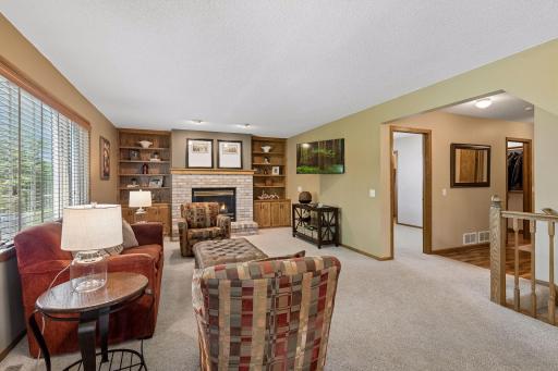 15722 Crystal Path, Rosemount, MN 55068