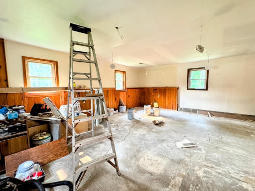 Bonus Room, now a blank slate and ready for your finishing ideas. This was two Bedrooms but the separating wall was removed