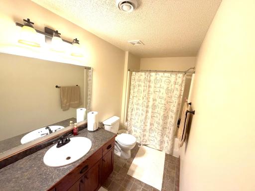 4294 Auburn Avenue S, Fargo, ND 58104