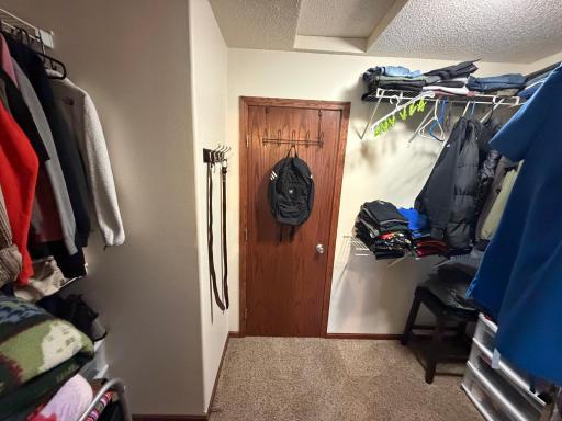 4294 Auburn Avenue S, Fargo, ND 58104