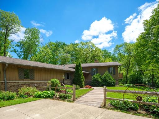 25517 520th Street, Pine Island, MN 55963