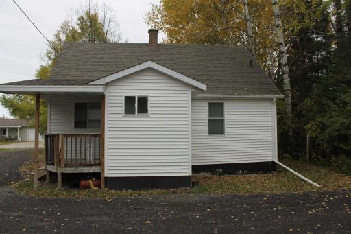 411 S River Street, Cook, MN 55723