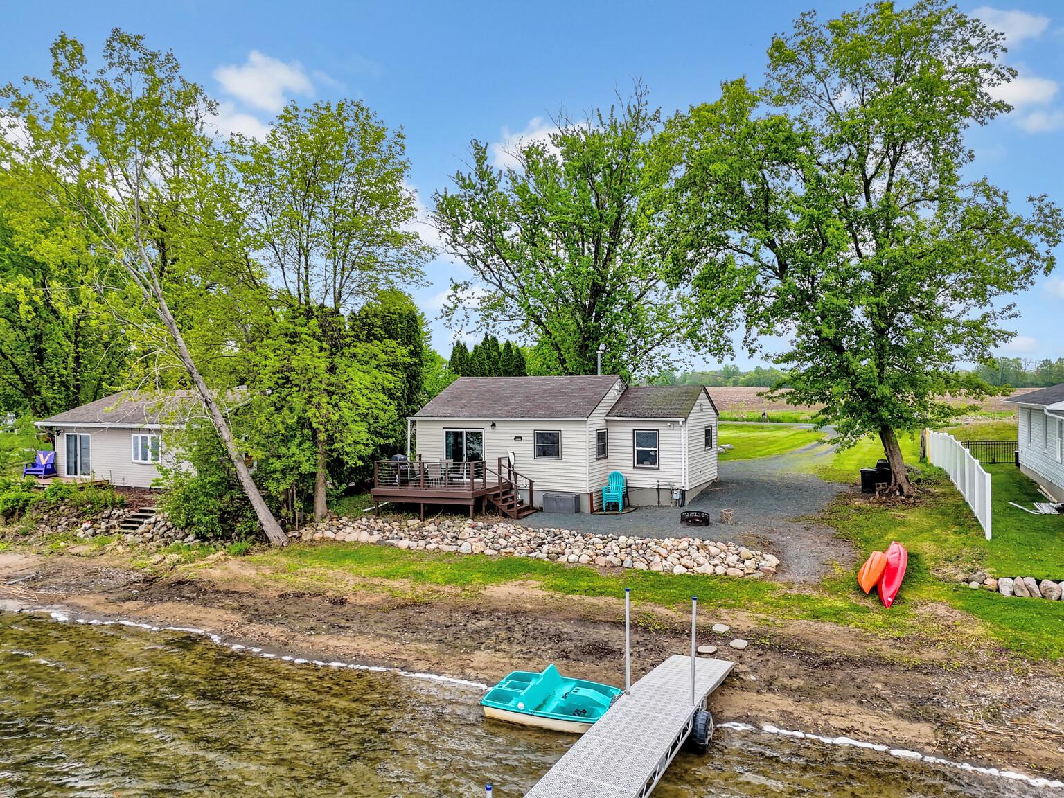 70+ feet of sandy beach on Full recreational South Lindstrom Lake