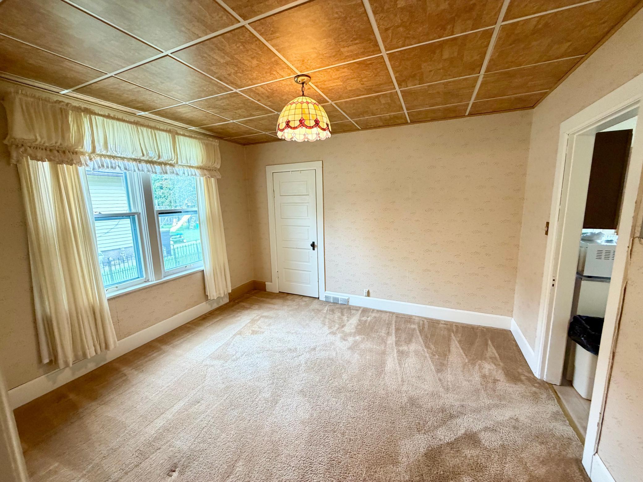 Dining Room or 4th Bedroom