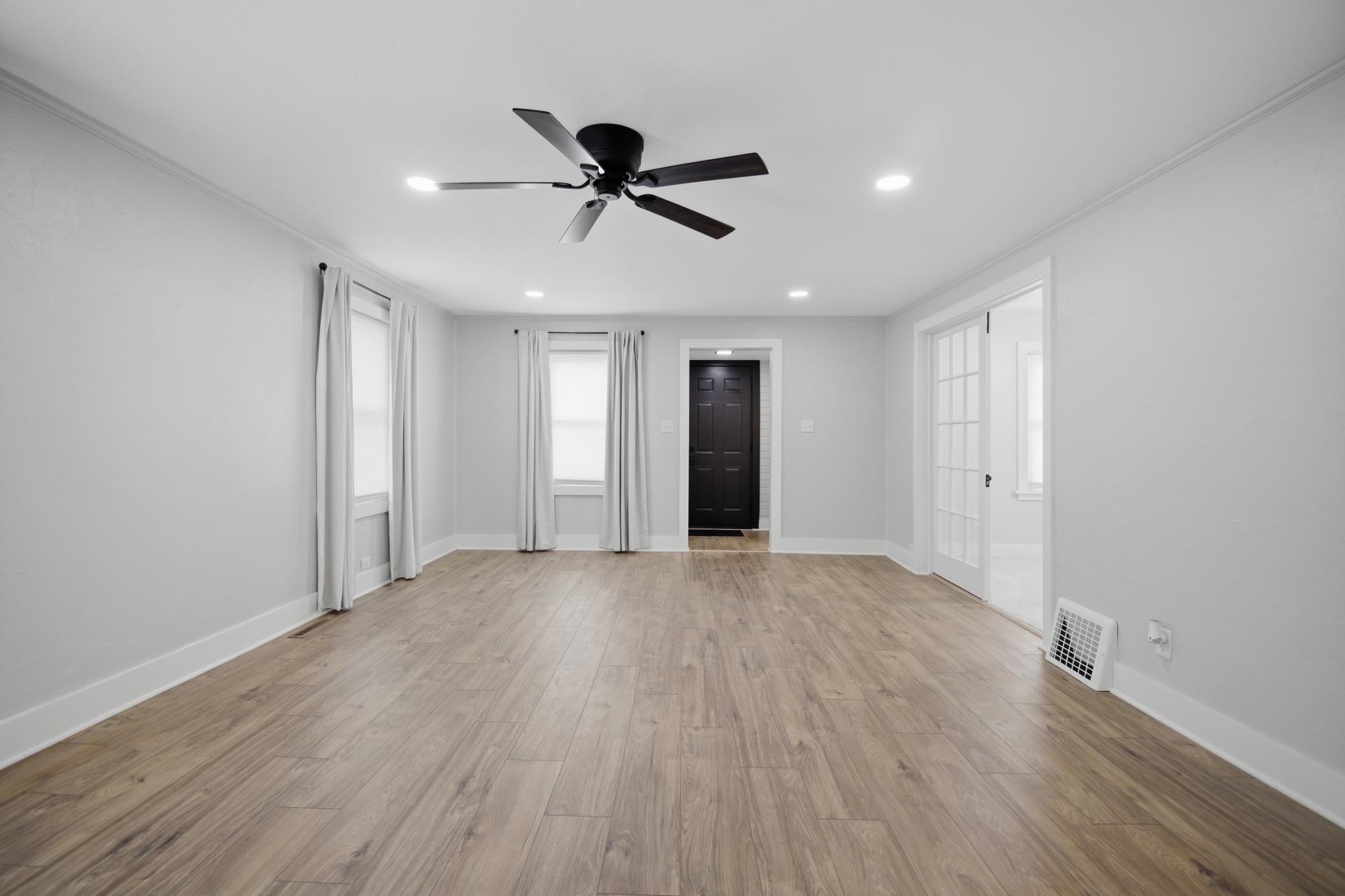 605_9th_ave_sw_022.jpg