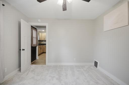 605_9th_ave_sw_077.jpg