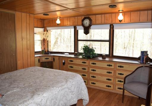 5717 County Rd 138, Garrison, MN 56450